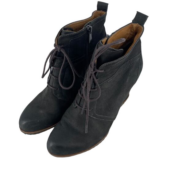 BIALA' Sz 39 Alyssa Lace-Up Leather Wedge Bootie Suede Leather Side Zip Lace Up - Picture 14 of 14